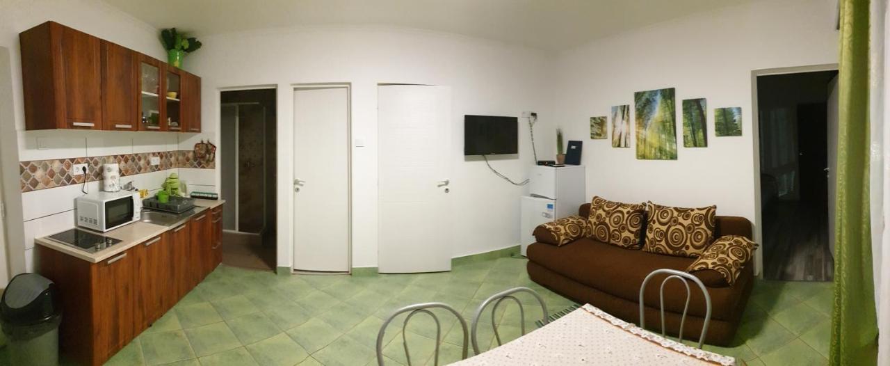 Grevia Apartmanok Poroszló Oda fotoğraf